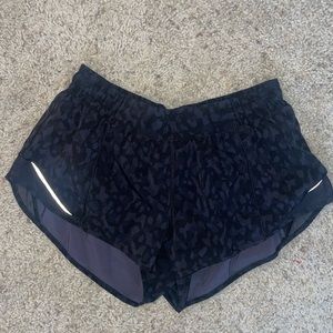 Black print Lulu Lemon shorts